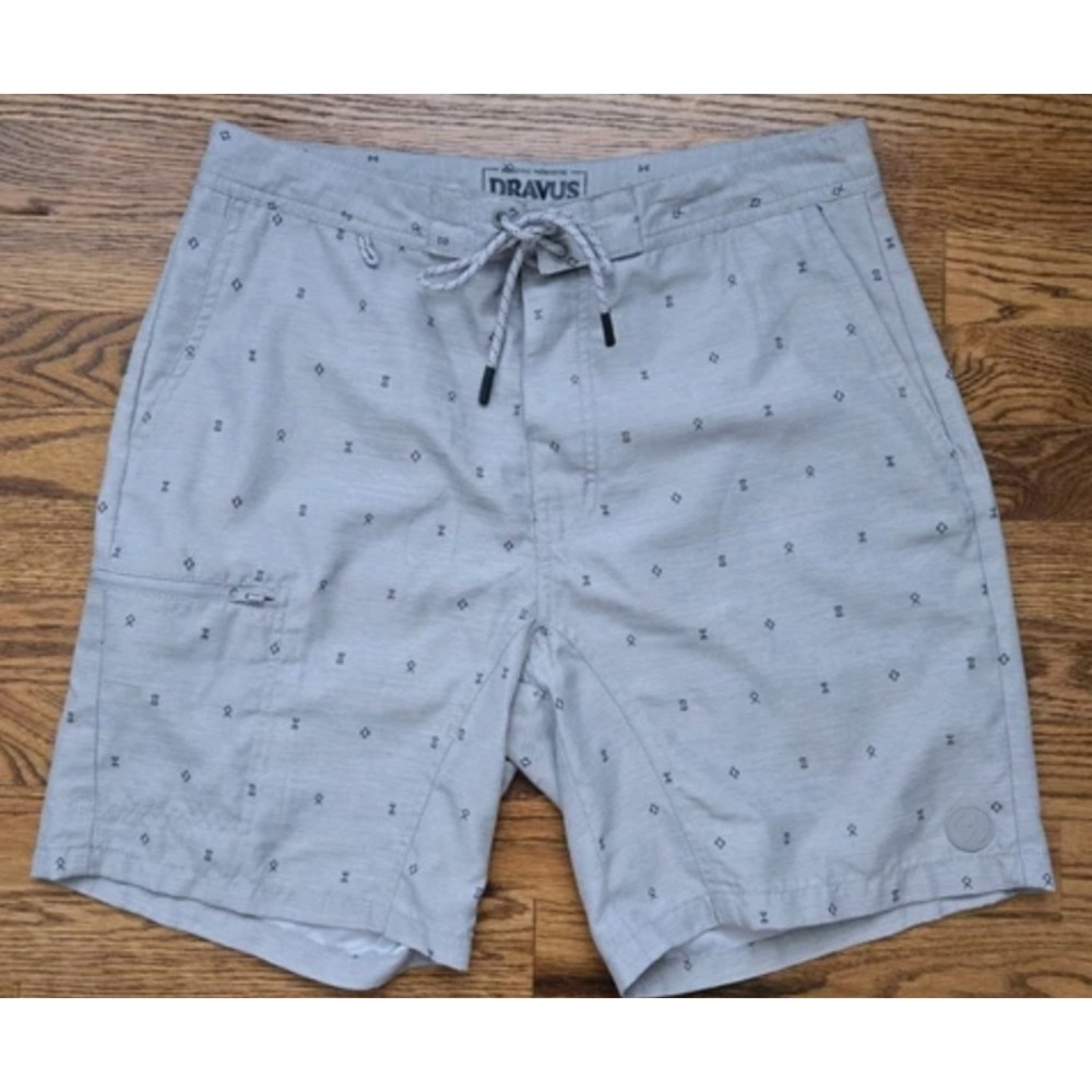 Dravus 7" Shorts Men's 28 Board Short Swim Hybrid Geometric Gray NEW